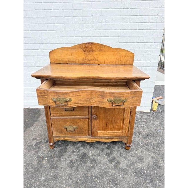 Antique 19th century Victorian Oak Washstand Cabinet with Knapp Joints 3 drawers and 1 door cabinet Great condition with...