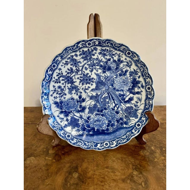 Antique Japanese Blue and White Imari Scalloped Edge Plate, 1900 For Sale - Image 3 of 5