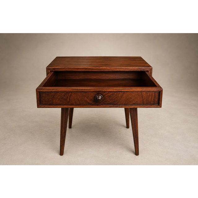 Brazilian Modern Pair of Imbuia Wood Nightstands by Teperman, Brazil, 1950s For Sale In New York - Image 6 of 18