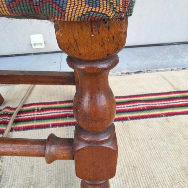 A Very Fine Antique William & Mary Side Chair With Spanish Feet, Boston, Circa 1730 For Sale - Image 4 of 18