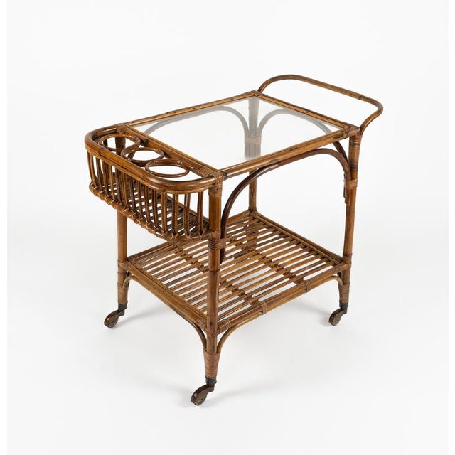 1960s Mid-Century Bamboo, Rattan and Glass Serving Bar Cart in the style of Franco Albini, Italy, 1960s For Sale - Image 5 of 18