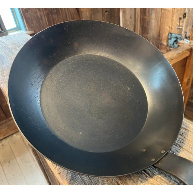Metal 1950s French Iron Cooking Pot For Sale - Image 7 of 10