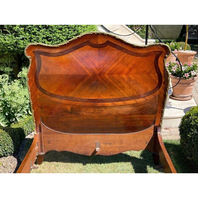 Artist: Jeanselme Paris Period: 19th century Style: Louis 15th - Transition Condition: Good condition Material: Solid wood...
