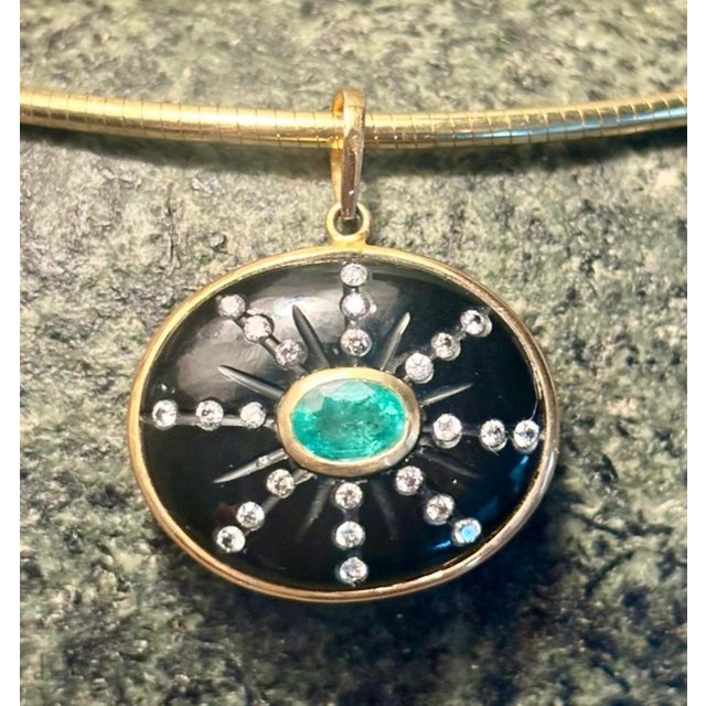 Sol Pendant, Black Onyx With Emerald, Diamonds & 14k Gold For Sale - Image 9 of 11