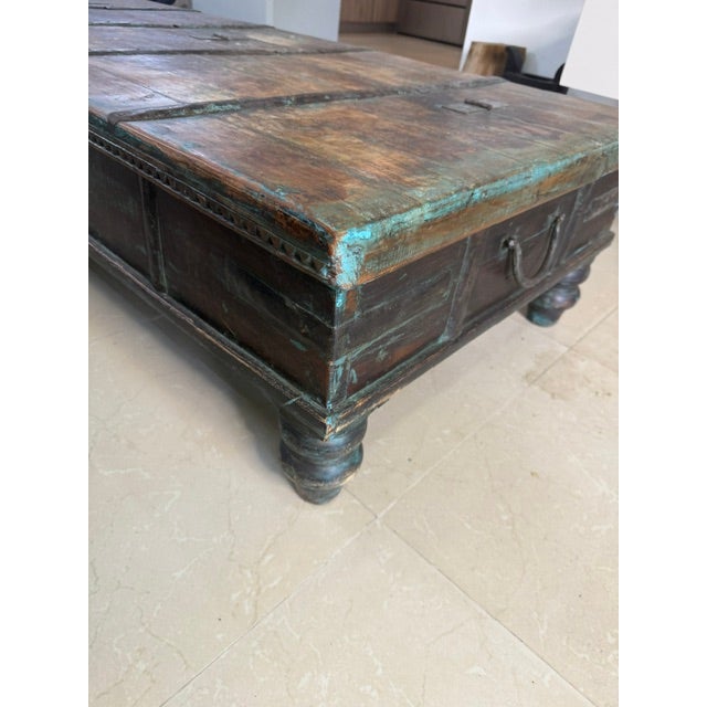 Early 19th Century Authentic Antique Chinese Blanket Chest - Qing Dynaty For Sale - Image 5 of 9