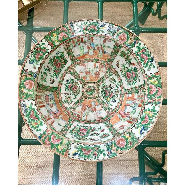 Large 19th Century Rose Medallion Rimmed Bowl For Sale In Kansas City - Image 6 of 11