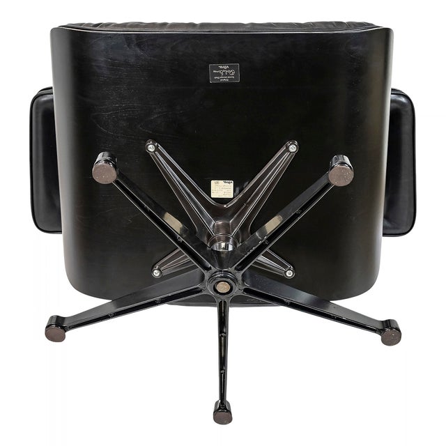 Black Set of Vintage Lounge Chair and Ottoman by Charles & Ray Eames for Vitra, 1990s, Set of 2 For Sale - Image 8 of 16