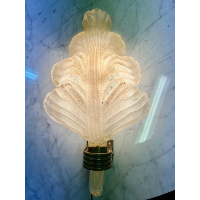 1950s Mid-Century Ercole Barovier Glass Leaf Sconce Barovier and Tosa Murano Sconce For Sale - Image 9 of 9