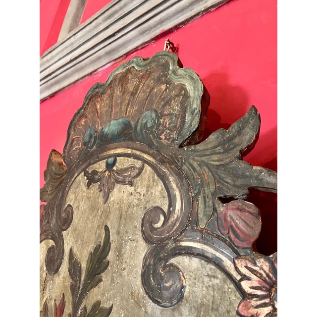 18th Century Venetian Polychrome and Mecca Lacquered Wooden Wall Sconces, Set of 2 For Sale - Image 10 of 15