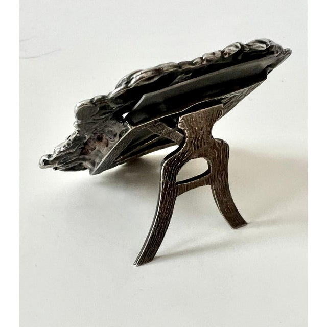 Sterling Silver Desk or Bedside Travel Picture Frame with Flowers and Butterfly For Sale In Los Angeles - Image 6 of 7