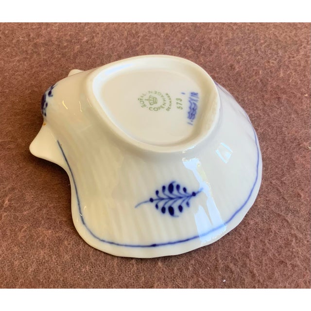 Traditional 1960s Royal Copenhagen Blue Fluted Shell Dish - a Pair For Sale - Image 3 of 5
