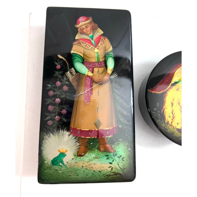 Mid-Century Modern Pair of Hand Painted Vintage Lacquer Boxes For Sale - Image 3 of 12