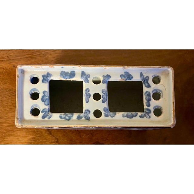 Mid 18th Century Antique 18th Century English George III Lambeth Delft Blue & White Pottery Flower Brick Circa 1770 For Sale - Image 5 of 16