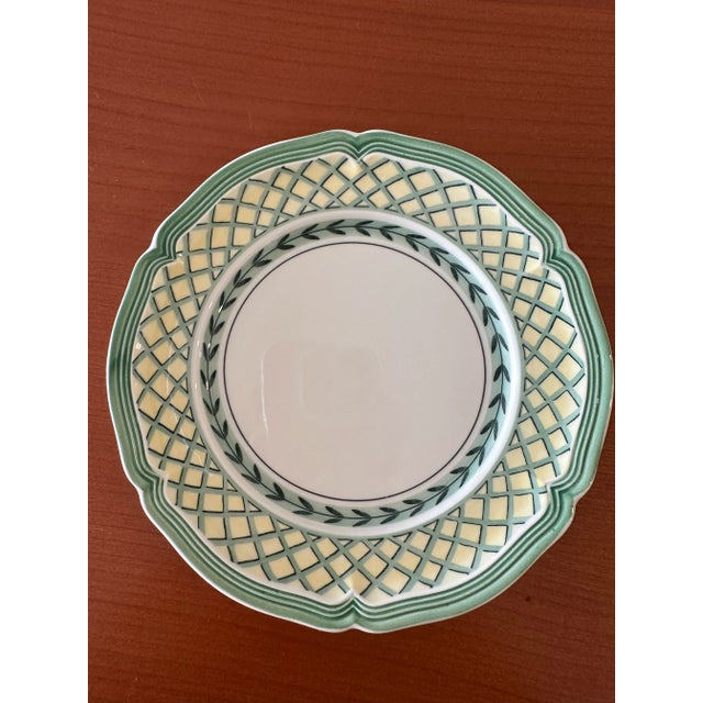 Mid-Century Modern 1990s Villeroy and Boch “French Garden Orange” Bread and Breakfast Plates- Set of 7 For Sale - Image 3 of 8