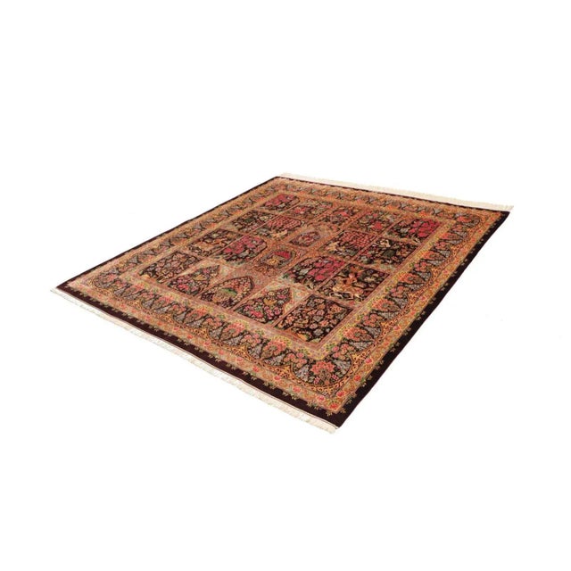 Qom rug | Knot density: approx. 900.000 knots/m² | Material: 100% silk | Size: 200 x 207 cm | In excellent condition