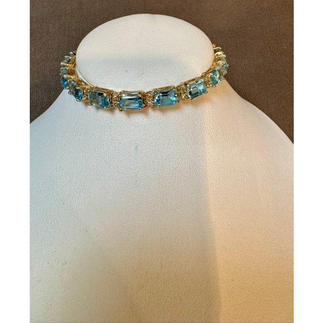 Classic Emerald-Cut Swiss Blue Topaz Bracelet with Diamonds, 14 Kt Yellow Gold For Sale In New York - Image 6 of 18