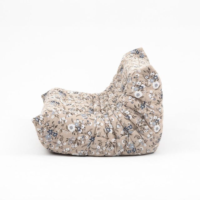 Togo Lounge Chair with Pouf and 2-Seater Sofa in Pattern Fabric by Michel Ducaroy for Ligne Roset, Set of 3 For Sale - Image 10 of 18