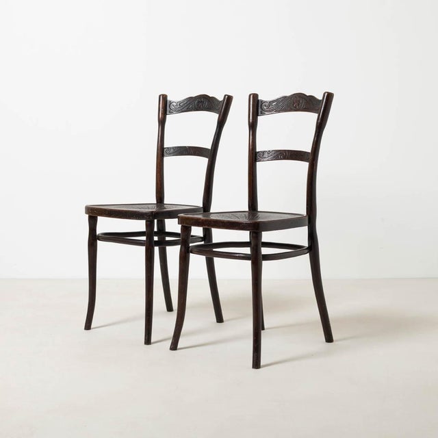 Pair of antique bentwood cafe / dining chairs by J&J Kohn, Austria, circa 1905 Original, unrestored condition. Stained...
