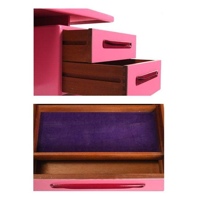 Pink Lacquered Wood Dressing Table with 4-Drawers, 1960s For Sale - Image 3 of 5