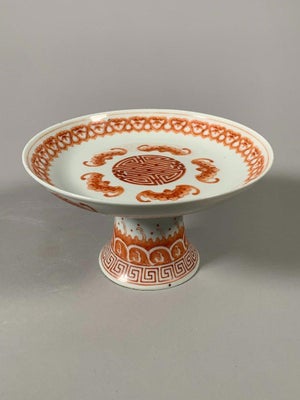 Chinese porcelain bowl from the Daoguang period (1820-1850)