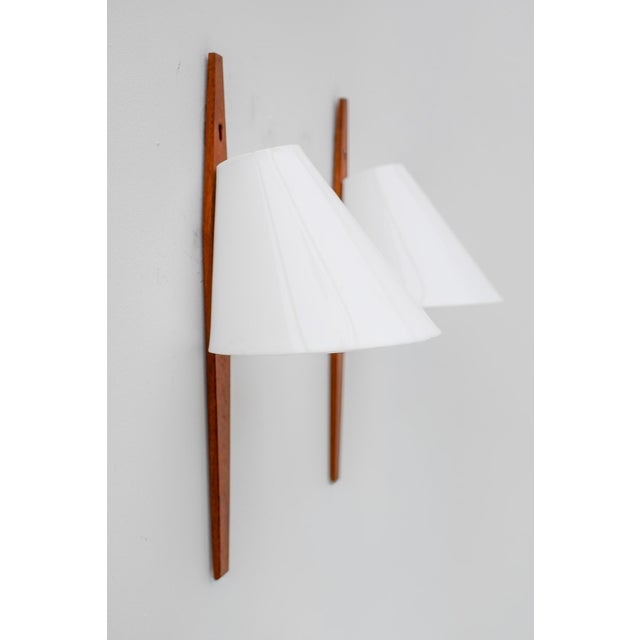 Mid-Century Modern Swedish Wall Sconces in Teak by Uno & Östen Kristiansson for Luxus, 1975, Set of 2 For Sale - Image 18 of 18