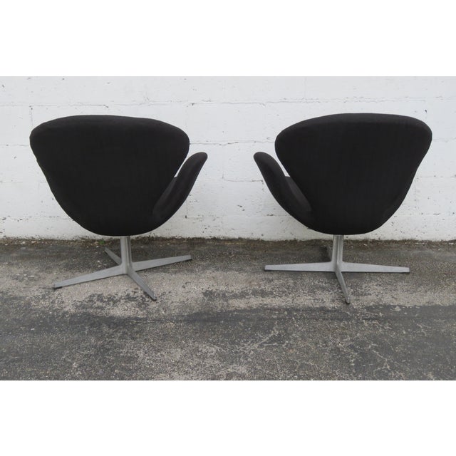 Fritz Hansen Denmark Danish Modern Mid Century Black Swan Chairs a Pair 5379 For Sale - Image 10 of 15