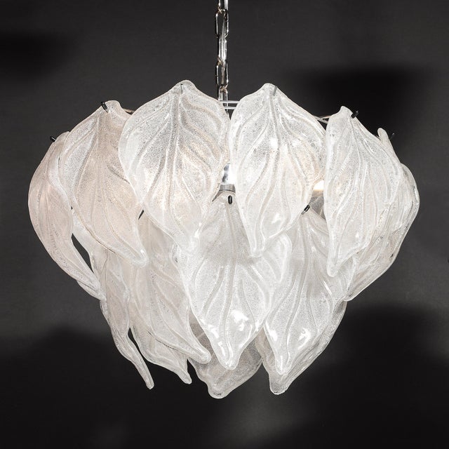Off-white Mid-Century Hand-Blown Leaf Form Mottled Murano Glass Chandelier by Mazzega For Sale - Image 8 of 17