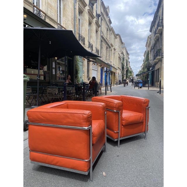 Orange LC2 Armchairs by Le Corbusier for Cassina, 1990s, Set of 2 For Sale - Image 8 of 12