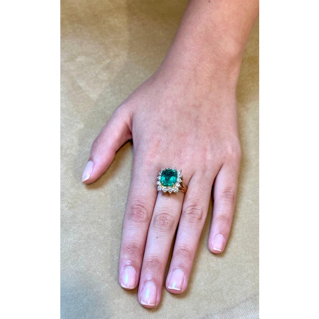 Early 20th Century AGL Certified 3.85 Ct Colombian Minor Traditional Emerald & Diamond Ring 18KYG, Size 8.75 For Sale - Image 12 of 18