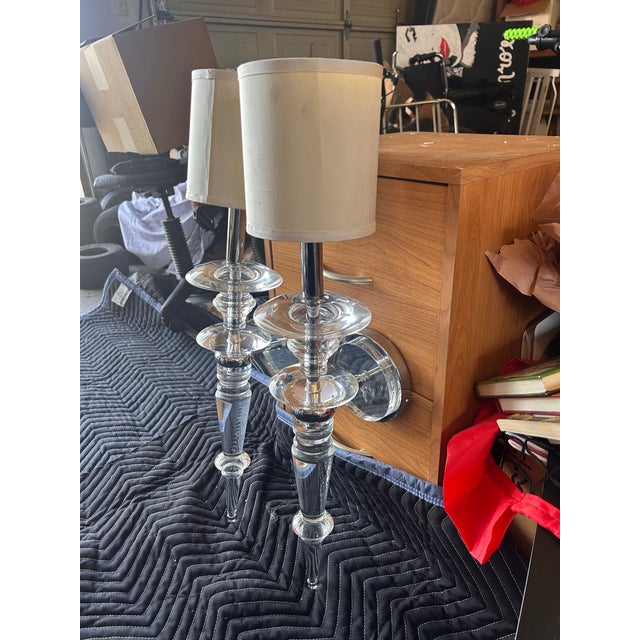 This 5-light chandelier from the Kingswell collection is a stunning crystal lighting fixture with sleek chrome finishes...