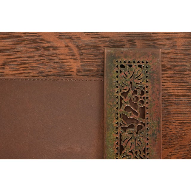 Bronze Tiffany Studios New York Grapevine Pattern Bronze Blotter Ends With Leather Desk Blotter For Sale - Image 8 of 13