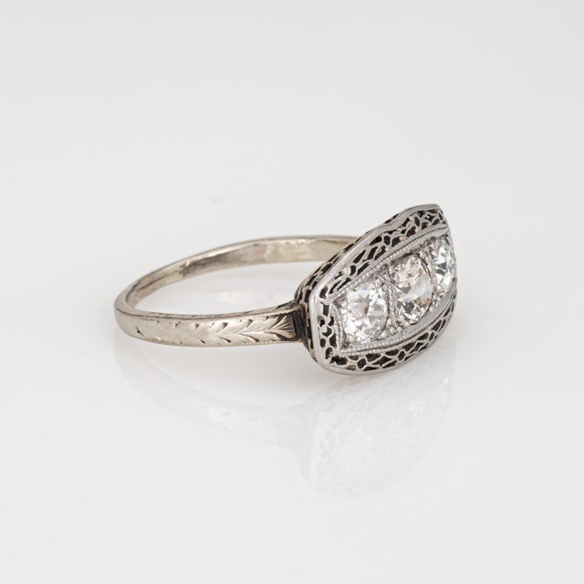 Early 20th Century Vintage Art Deco Diamond Ring Sz 5.5 10k White Gold 3 Stone Band Fine Jewelry For Sale - Image 4 of 6