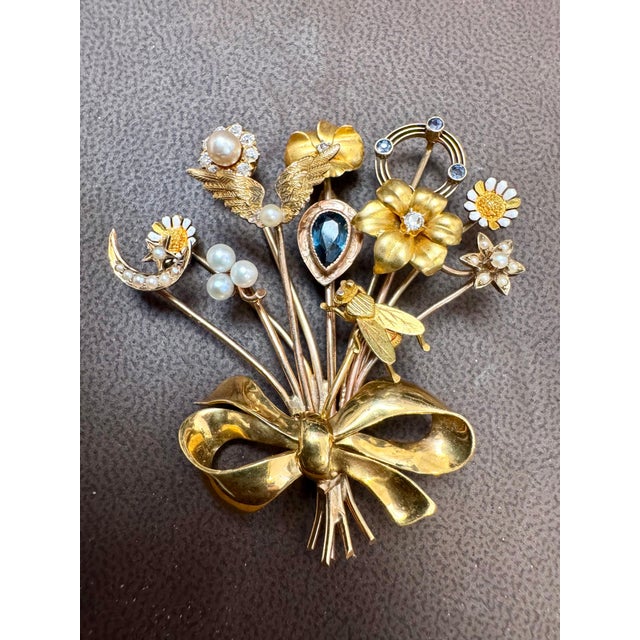Bug on A Flower Bouquet Pearl Diamond Brooch /Pin 14 Kt Yellow Gold 17.5 Gm For Sale - Image 17 of 18