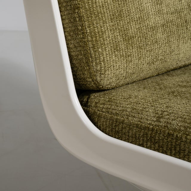 Pair of Variopur Space Age Upholstered Swivel Chairs, Antique, Germany, Circa 1970 For Sale - Image 9 of 14