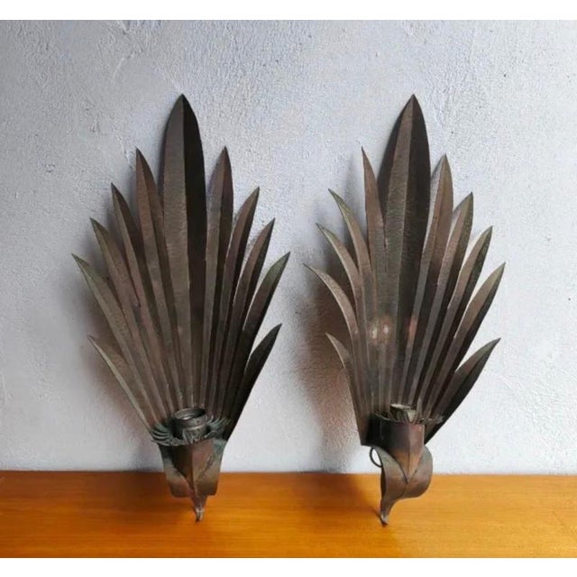 Metal Art Deco French Palm Leaf Sconces in Hammered Copper, 1930, Set of 2 For Sale - Image 7 of 12