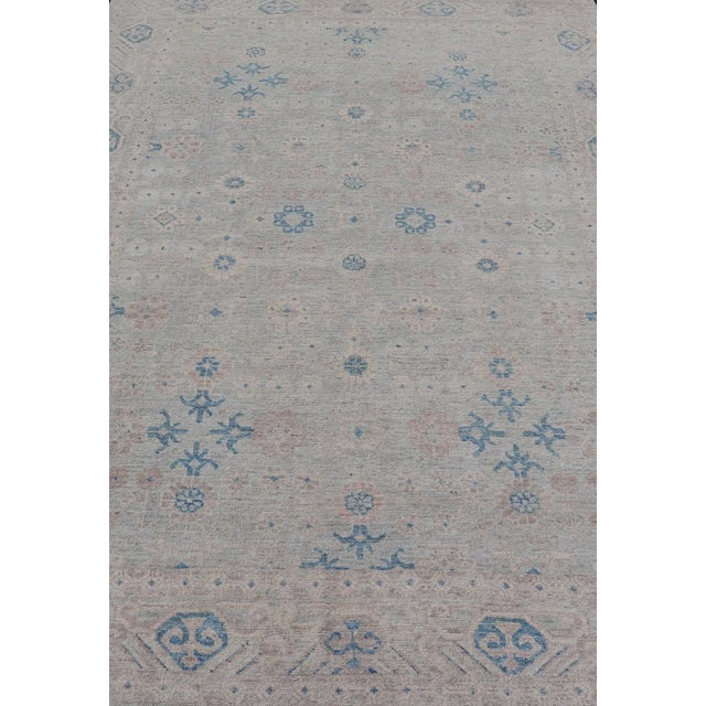 Early 21st Century Modern All-Over Floral Oushak With Muted Background and Accent Colors 4'2" X 6'2" For Sale - Image 5 of 12