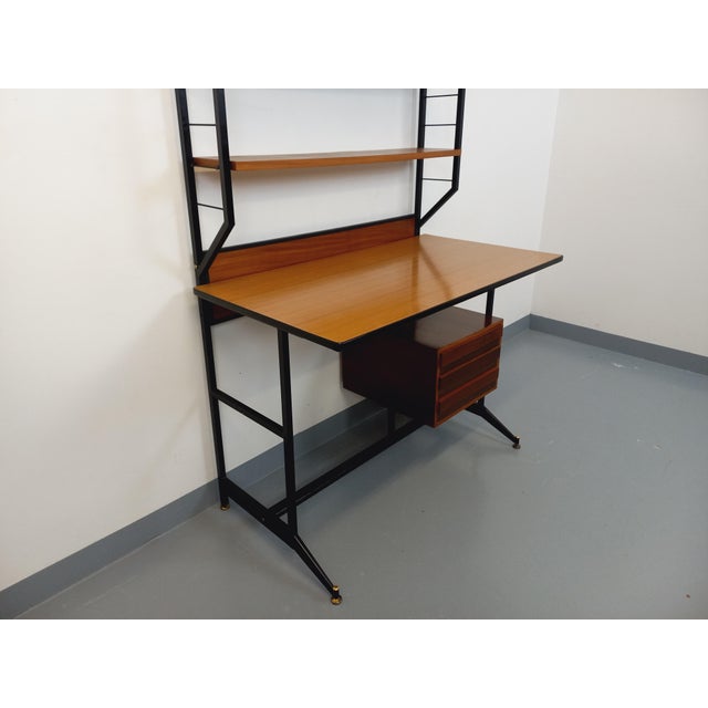 Italian Modernist Desk with Integrated Modular String Shelf Bookcase in Teak, Metal and Melamine, 1960s For Sale - Image 12 of 18