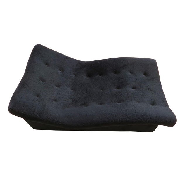 Wood 1970s Vintage Sculptural Platform Base Button Tufted Chaise For Sale - Image 7 of 13
