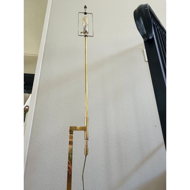 1960s Adjustable Brass and Chrome Telescoping Floor Lamp, Attributed to Laurel For Sale - Image 9 of 15
