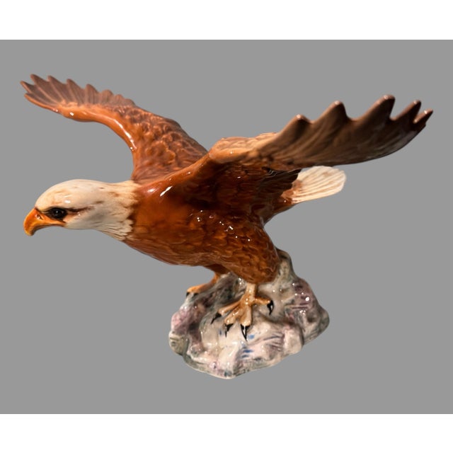 American Vintage Beswick England 1018 Bald Eagle Figural Statue Sculpture For Sale - Image 3 of 6