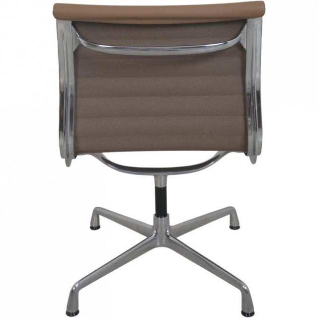 Vintage EA103 Chairs in Beige Leather by Charles Eames, 2019, Set of 4 For Sale - Image 15 of 18