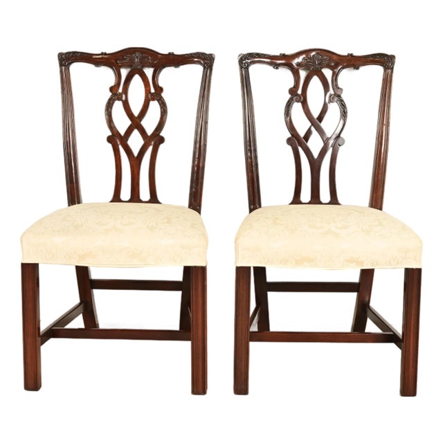 Kindel Furniture Georgian Carved Mahogany Side Chairs or Dining Chairs, Pair For Sale