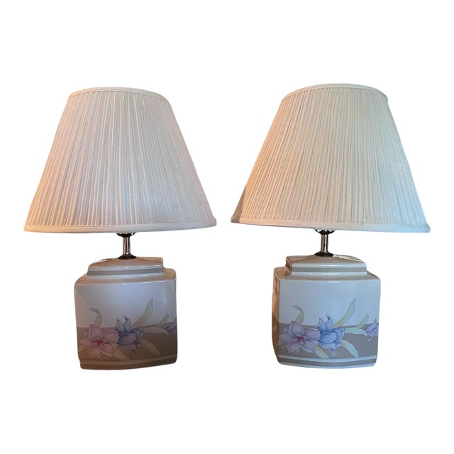 1970s Pair of Vintage Murray Feiss Hand - Painted Porcelain Table Lamps For Sale