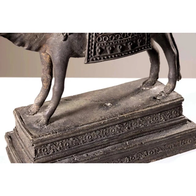 Bronze Antique Thai Tibet Gilt Bronze Statue Hindu God Lord Shiva on Nandi Bull Sculptu For Sale - Image 8 of 8