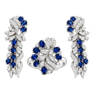 18k White Gold Blue Sapphire & Diamond Floral Ring & Earrings Set, 3 Pieces For Sale