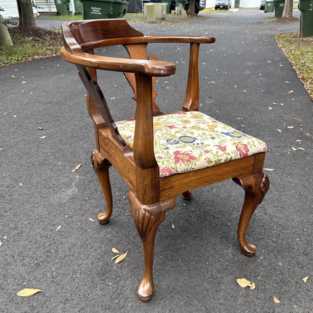 Queen Anne Mahogany Corner Chair Circa 18th Century For Sale In Richmond - Image 6 of 12
