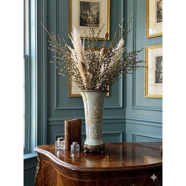Late 20th Century Wong Lee Toile Porcelain and Bronze Ormolu Tall Vase For Sale - Image 11 of 12