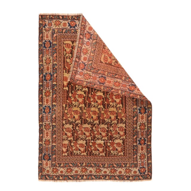 This nomadic scatter has urban pretensions with a chocolate field displaying seven offset row of extremely stylized...