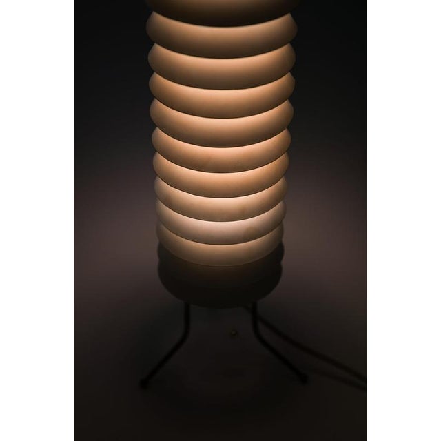 White Metal and Brass Table Lamp by Ilmari Tapiovaara for Asko, 1955 For Sale - Image 10 of 11