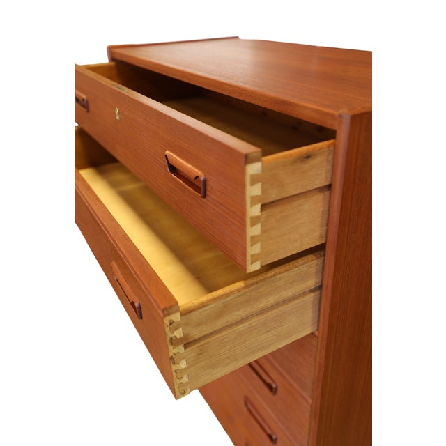 Danish Model 130 Chest of Drawers by Gunni Omann for Omann Jun Møbelfabrik, 1960s For Sale - Image 9 of 11